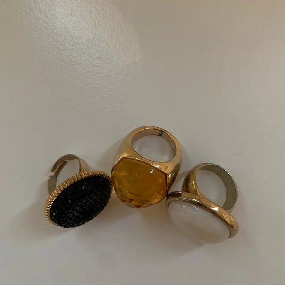 Ring Bundle - Picture 2 of 4